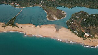 Elements Beach & Nature Resort