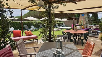 Almanuda Naturist Village