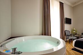 Ara Suite