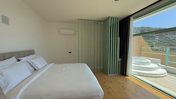Seaview Faralya Butik Hotel