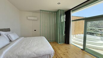 Seaview Faralya Butik Hotel