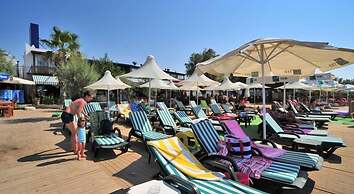 Manolya Hotel