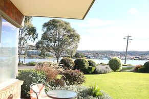 Pelican Waters