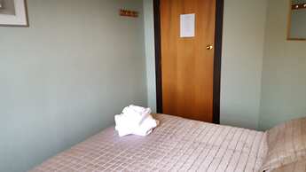 Foveaux Hotel