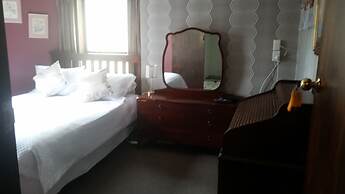 Foveaux Hotel