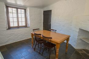 Paxton Square Cottages