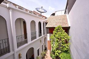 Neighbor Phuthon