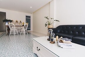 Shunli Hostel