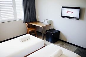 Surf Motel Canggu