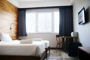 Surf Motel Canggu