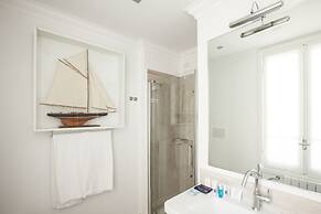 Marina Hotel Charming Rooms