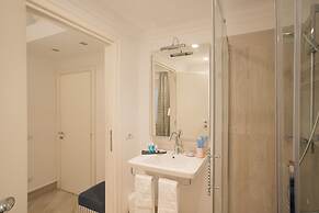 Marina Hotel Charming Rooms