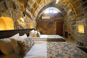 Helike Cave Suites