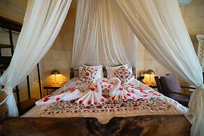 Helike Cave Suites
