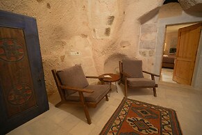 Helike Cave Suites