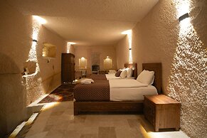 Helike Cave Suites