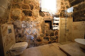 Helike Cave Suites