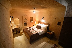 Helike Cave Suites