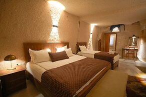 Helike Cave Suites
