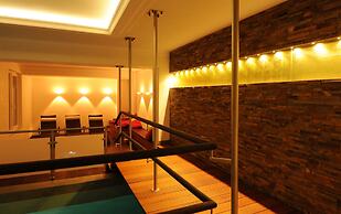 Haverkamp Suites