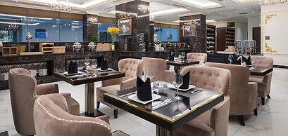 Monarque Hotel