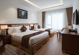 Monarque Hotel