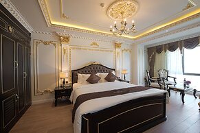Monarque Hotel