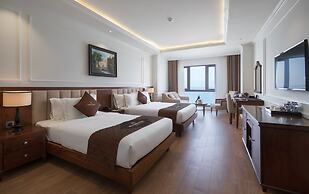 Monarque Hotel