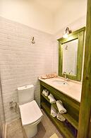 Piramit Hotel