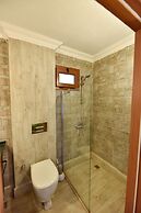 Piramit Hotel