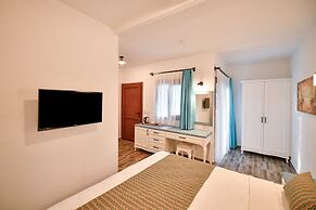 Piramit Hotel