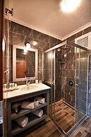 Piramit Hotel