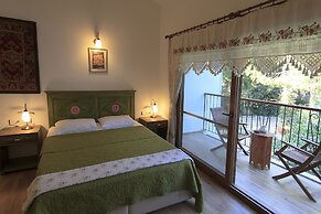 Piramit Hotel