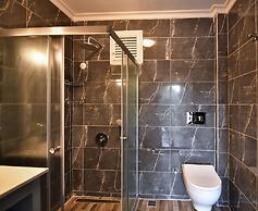 Piramit Hotel