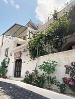 Avlu Cave House