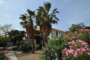 Blue Bay Beach Villas