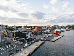Alt Hotel St. John's