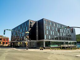 Alt Hotel St. John's