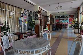 Hi Hotel