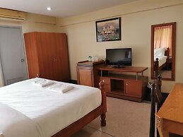 Hi Hotel
