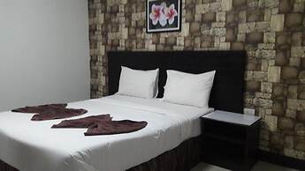 Grand Pruksa Siri Apartment