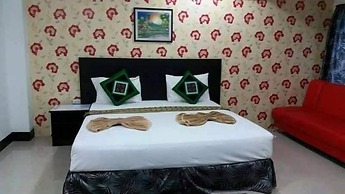 Grand Pruksa Siri Apartment