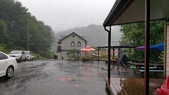Haena Pension