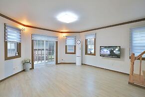 Haena Pension