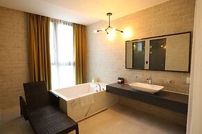 Rest Hotel
