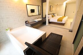 Rest Hotel