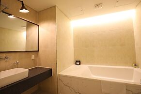 Rest Hotel