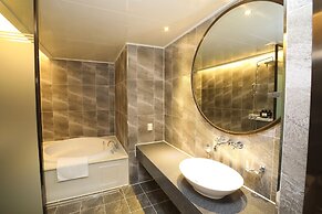 Rest Hotel