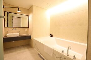Rest Hotel