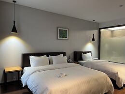 Rest Hotel
